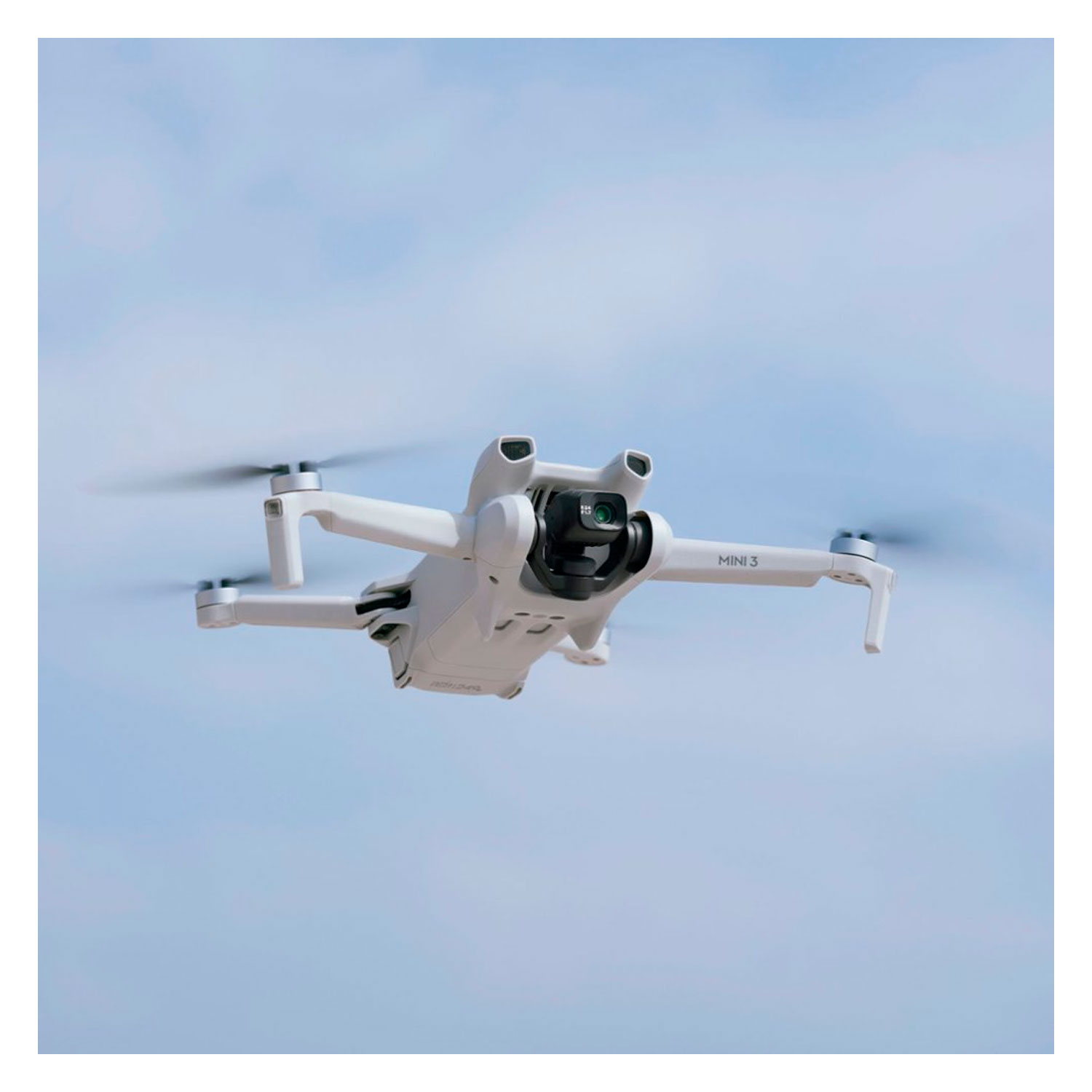 Drone DJI Mini 3 Fly More Combo Plus + DJI RC GL - Branco (Com Tela)